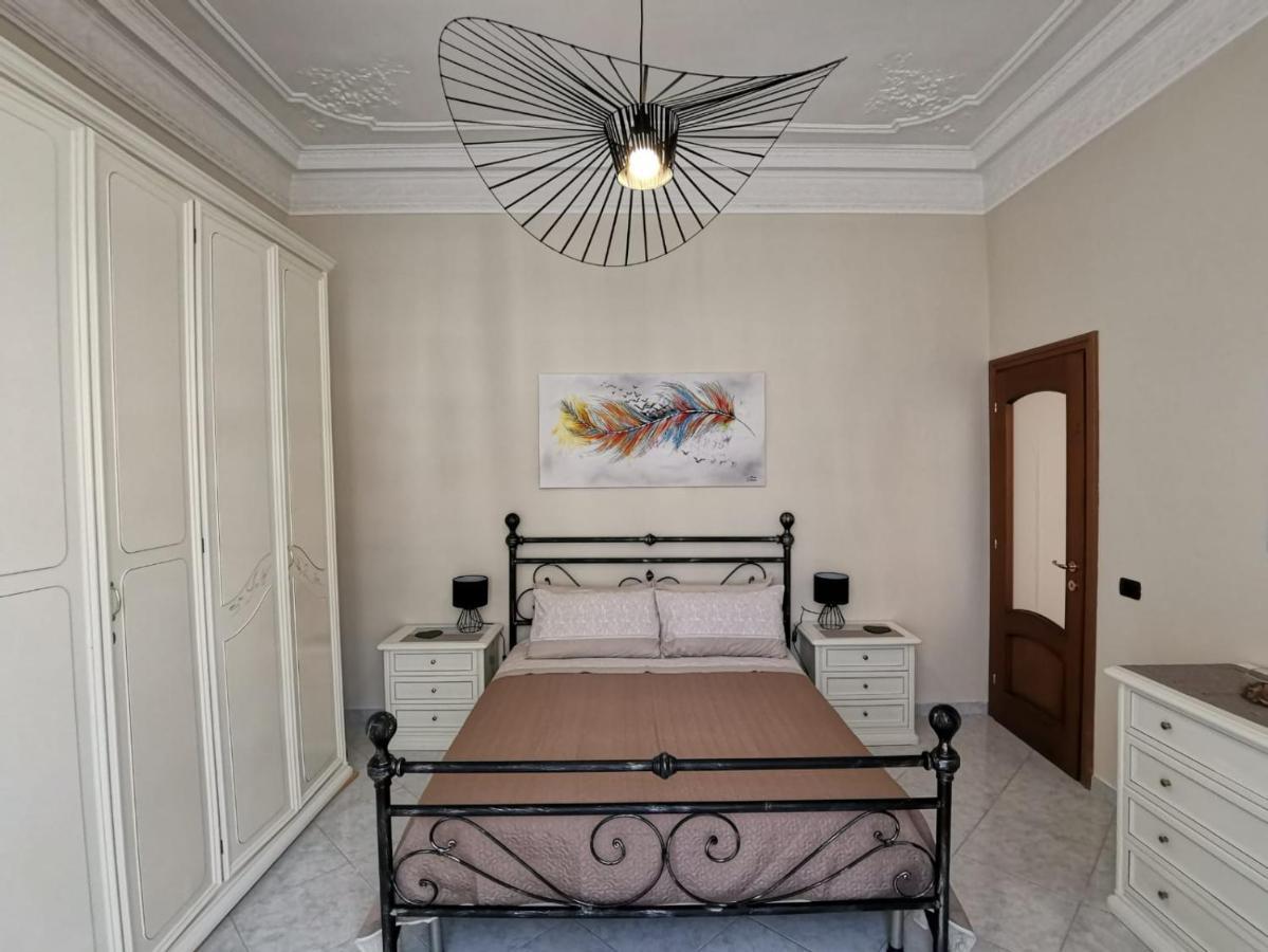 Casa In Centro Ventimiglia Exterior foto